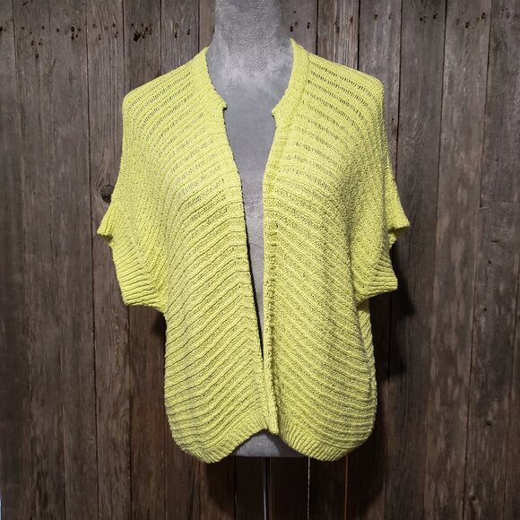 Chicos XL 3 Women's Cardigan Sweater Short Sleeve Chartreuse Green Yellow Open - Picture 1 of 7
